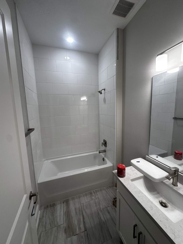 Floor Tile by KR Flooring